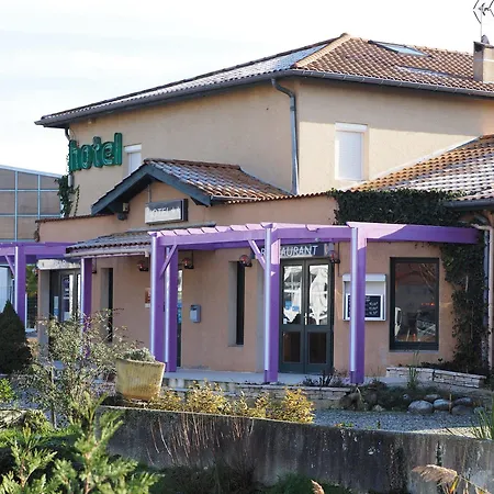 L'aria מלון 2*